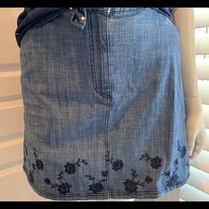 George skort I have 2 available size 18 & 24